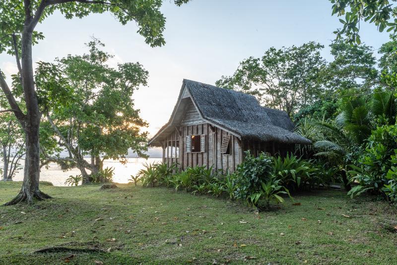 Ratua Private Island Resort Aimbuei Bay Exterior foto